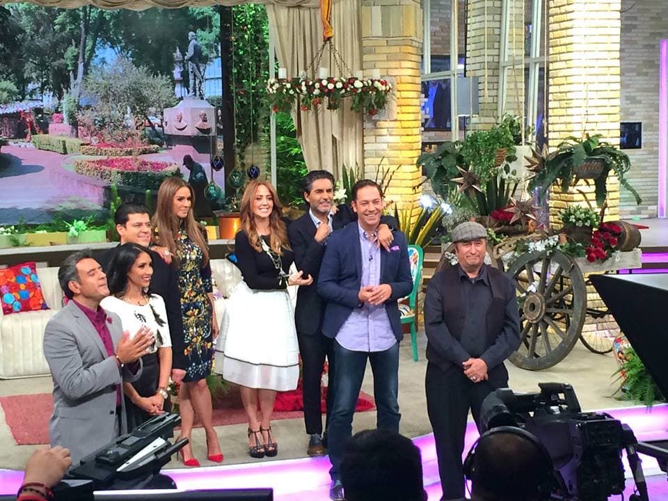 ¡Hoy es día de llenarnos de sonrisas!