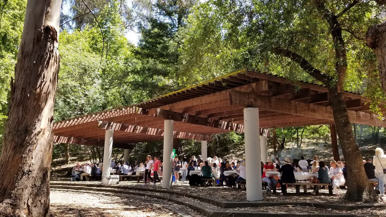 4. Belmont. Su residentes gozan de un nivel de vida con ingresos de alrededor de $160,046 por año.