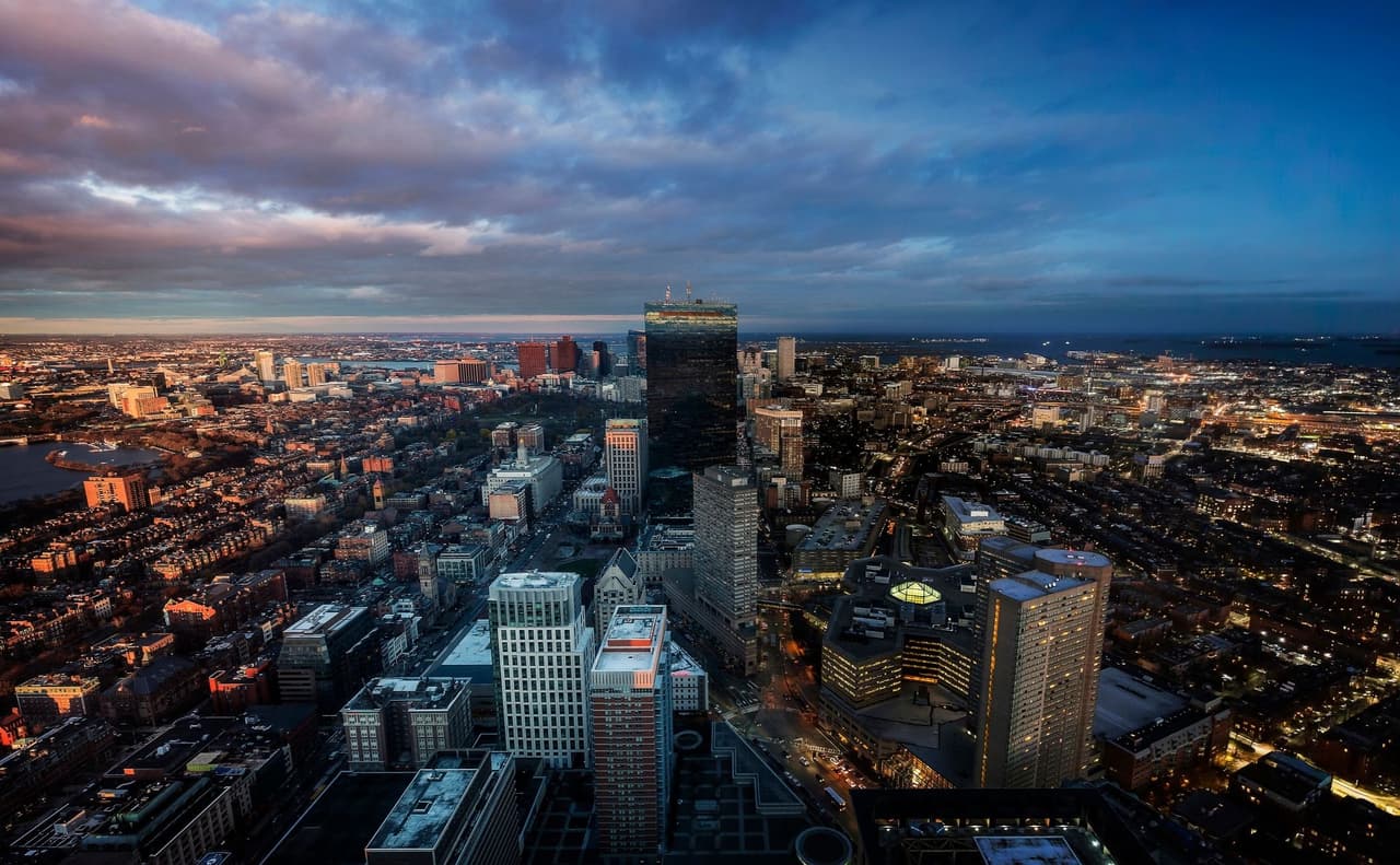 Boston, Massachusetts, ha mantenido su lugar en atracción de talento y empleo.