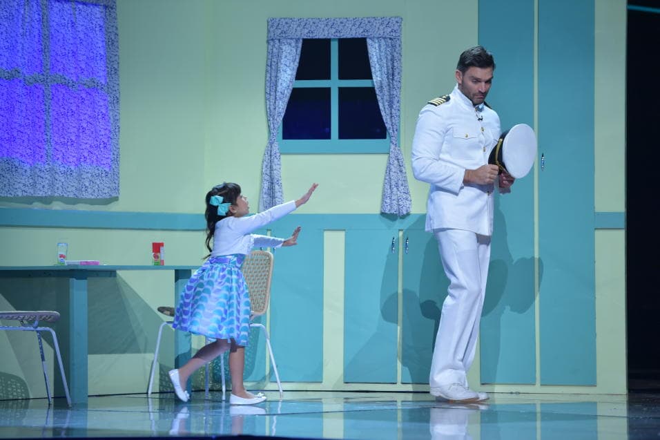 <b>Julián Gil</b> fue víctima de la arrogancia de 
<b>Giuliana</b> con la representación de este personaje. 
<b><a href="http://www.univision.com/shows/pequenos-gigantes/giuliana-se-volvio-protagonista-de-novela-con-el-galanazo-julian-gil-video" target="_blank">Mira aquí el VIDEO</a></b>