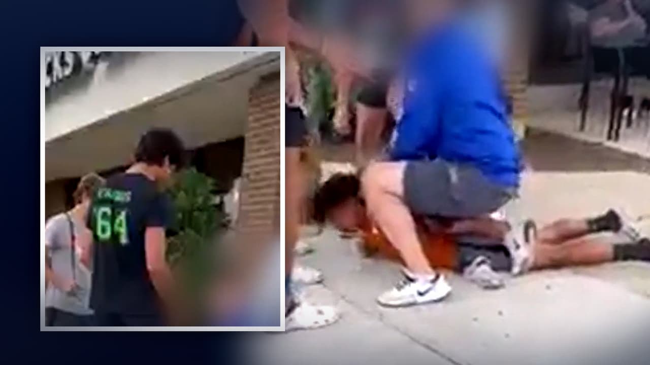 Policía fuera de servicio en Chicago inmoviliza en el piso a niño hispano de 14 años