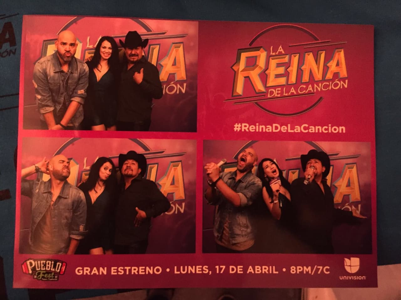 La foto del recuerdo cortesia de 'La Reina De La Canción'.