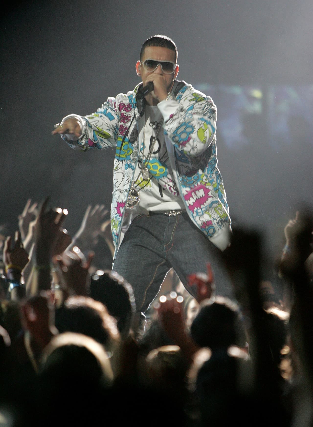 ‘Barrio Fino', que fue lanzado mundialmente el 13 de julio de 2004, ganó el Premio Lo Nuestro como 'Álbum del año' en la edición de 2005.