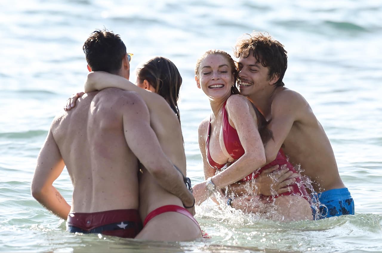 Ahora se dieron "cariñito" en el mar.