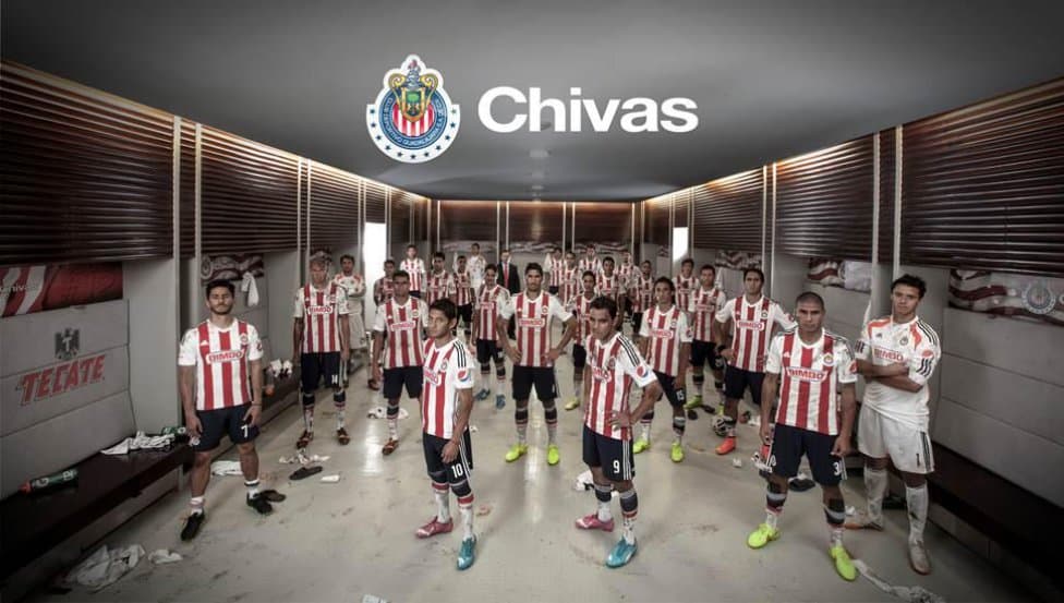 En el Apertura 2015 la fotografía oficial se tomó al interior de los vestidores del estadio.