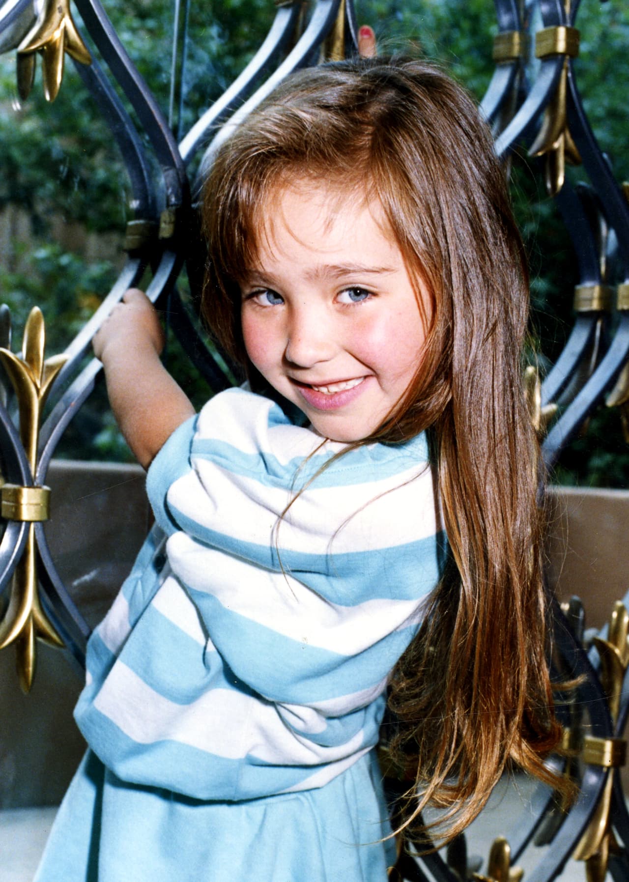 Anahí sorprendió a todos desde su debut en la pantalla chica en el programa ‘Chiquilladas’, donde demostró que a su corta edad tenía madera de actriz. Con una exitosa carrera, tanto en televisión como en la música, se retiró de los escenarios.