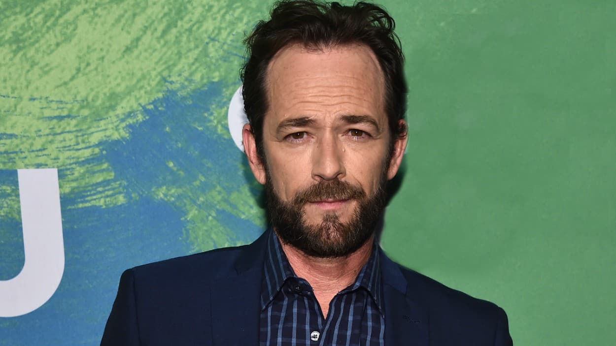 Luke Perry lucha por su vida: el actor de 'Beverly Hills, 90210' y 'Riverdale' sufrió un derrame cerebral 