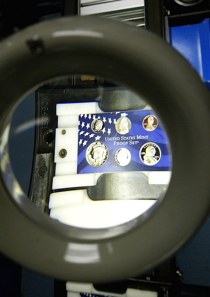 Además hay personas que se dedican a estudiar el valor simbólico de las monedas.