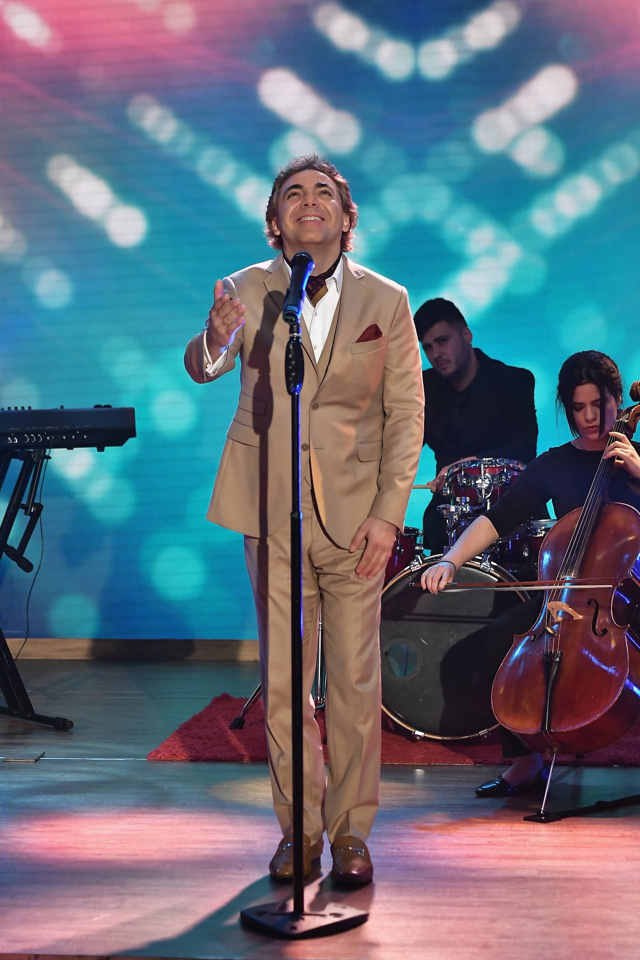 La producción de "El Indomable" incluyó 10 tracks, y cuatro temas más en su edición de oro.