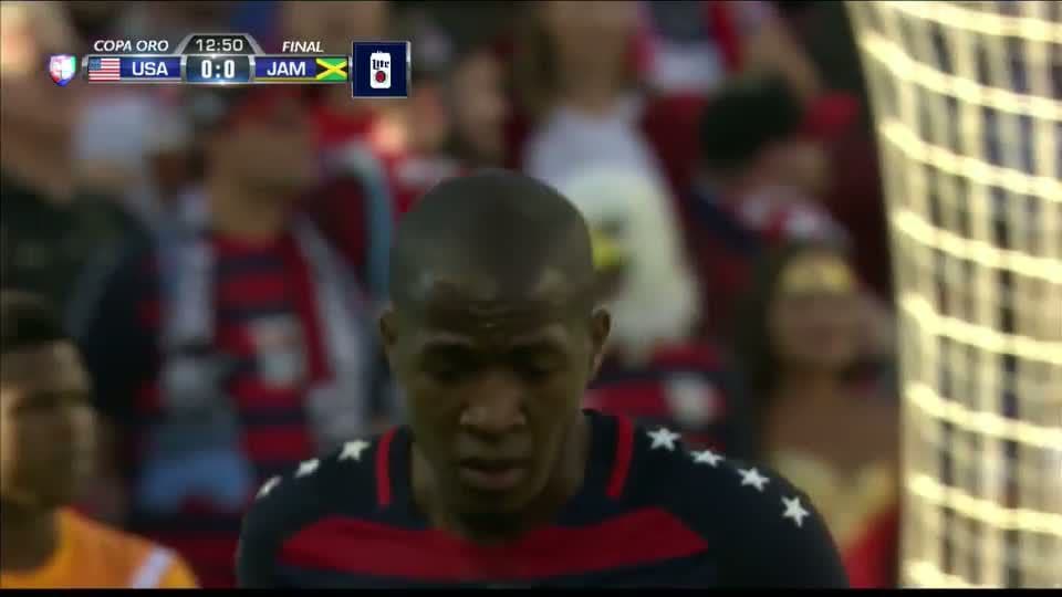 Disparo afuera de Darlington Nagbe