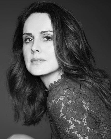 <b><a href="http://www.univision.com/novelas/novelas-show-temp/que-fue-de-agujetas-de-color-de-rosa-fotos">Natalia</a></b>
<a href="http://www.univision.com/novelas/novelas-show-temp/que-fue-de-agujetas-de-color-de-rosa-fotos"> continuó con gran éxito después de 'El niño que vino del mar'.</a> En el 2001 hizo una pausa en su carrera para dedicarse a sus hijas, pero regresó en el 2005 en 'La esposa virgen'.