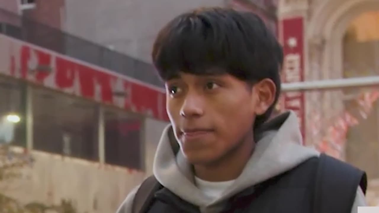 Madre suplica que no deporten a su hijo de 16 años detenido en Nueva York
