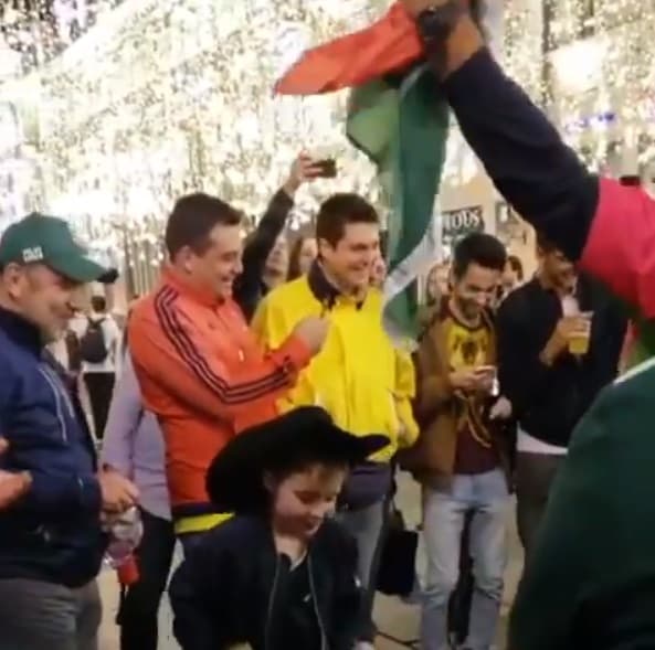 Para Mario Quintero uno de los mejores momentos fue escuchar el tema de 'La Chona' en plena Plaza Roja y ver bailar a un niño junto con toda la afición mexicana.