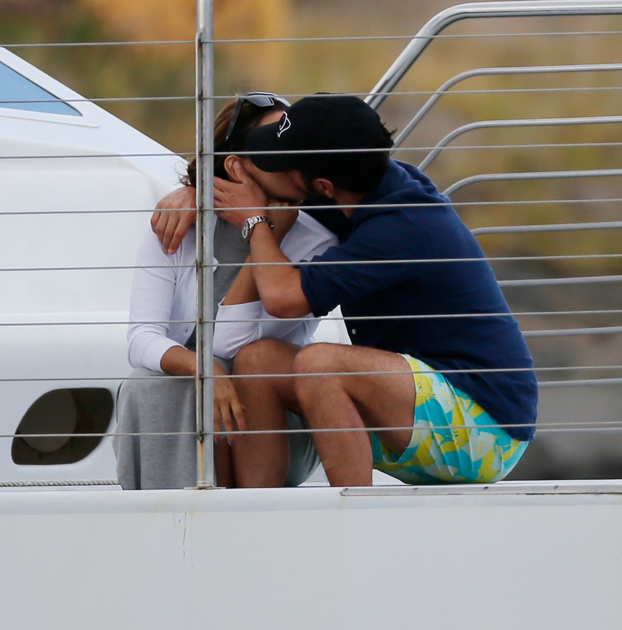 La exitosa y enamorada pareja estuvo tomando decisiones "fuertes" en las pasadas horas, según comentó Eva Longoria en Instagram.