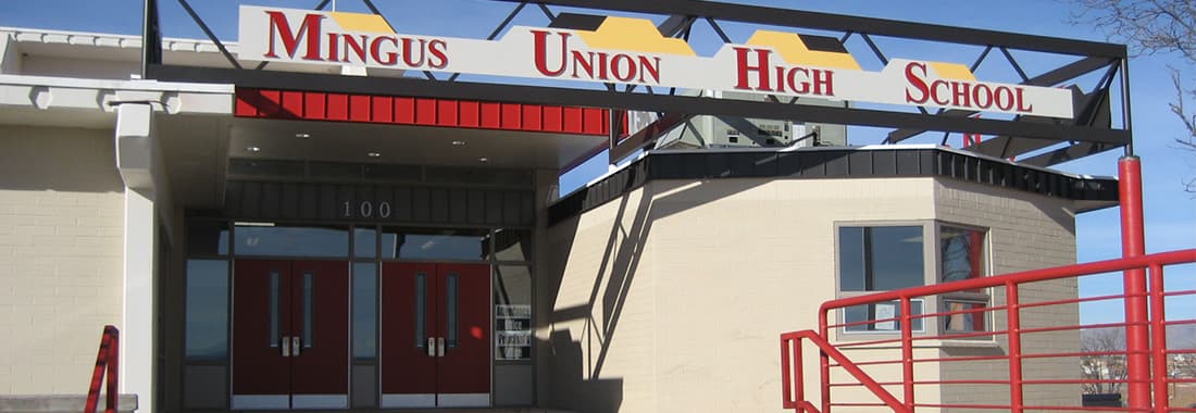 Arrestan a estudiante de Cottonwood por publicar en redes sociales amenazas contra sus compañeros