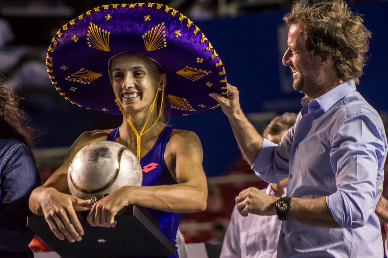 Con la participación de figuras como Novak Djokovic, Rafael Nadal, Marin Cilic y Juan Martín del Potro, el Abierto Mexicano de Tenis tuvo su mejor torneo varonil en el bello puerto de Acapulco. El estadounidense Sam Querrey se coronó en el certamen de caballeros, mientras que la ucraniana Lesia Tsurenko hizo lo propio en el femenino.