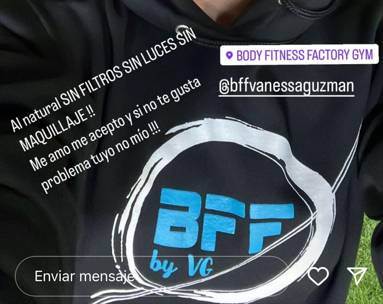 Pero además, se adelantó a posibles críticas al agregar la siguiente advertencia: "Me amo, me acepto y
<b>si no te gusta, ¡es problema tuyo, no mío!</b>".
<br>