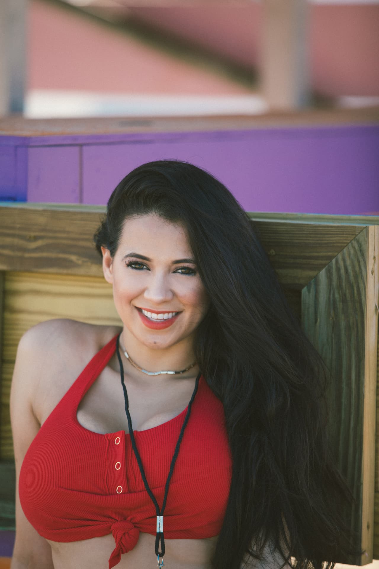 Carlita está atenta a todo lo que sucede en las playas de Miami.