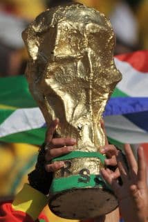 El Mundial de fútbol también seduce a la piratería