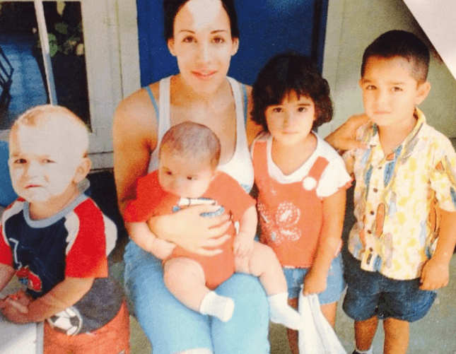 Nadya estuvo a punto de perder su casa en el 2010, pero al final pudo llegar un acuerdo para lograr quedarse en su hogar con sus 14 hijos.