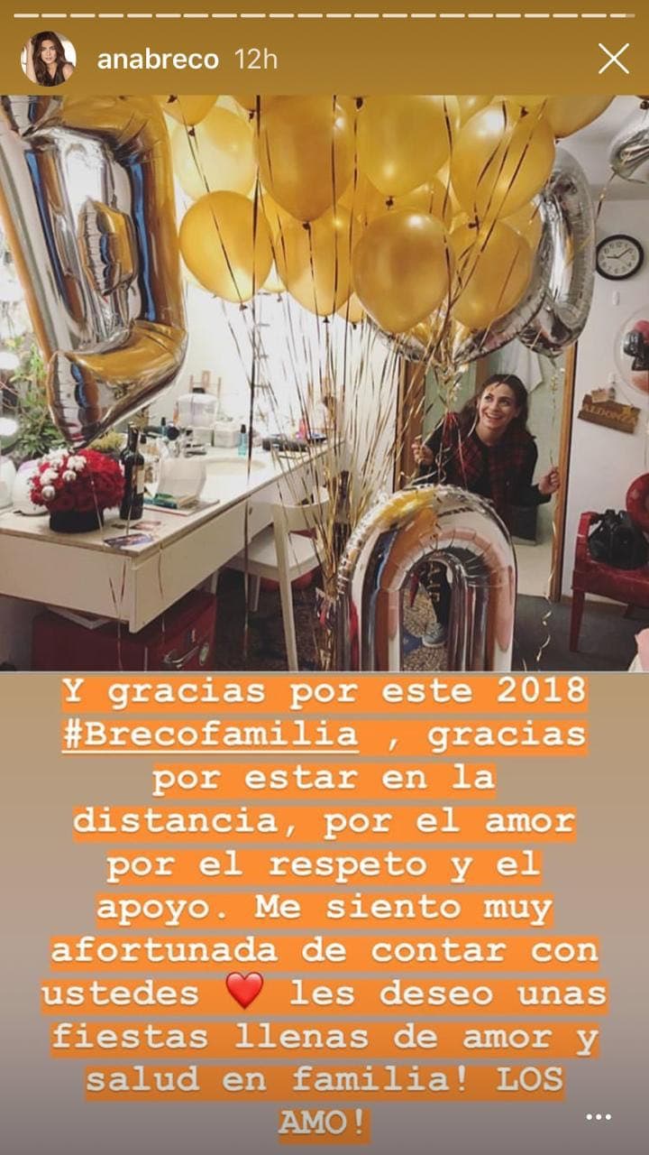 También agradeció a sus fans, su familia y otros compañeros de trabajo.