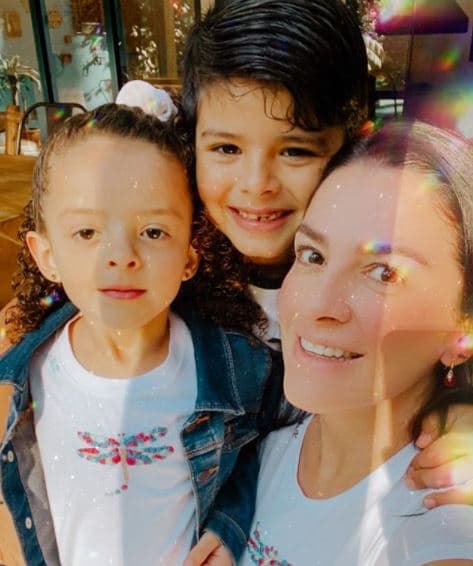 A pesar de su gran dolor, tuvo la oportunidad de volver a ser mamá años después, con un par de niños a los que llamó Erik y Lidia.