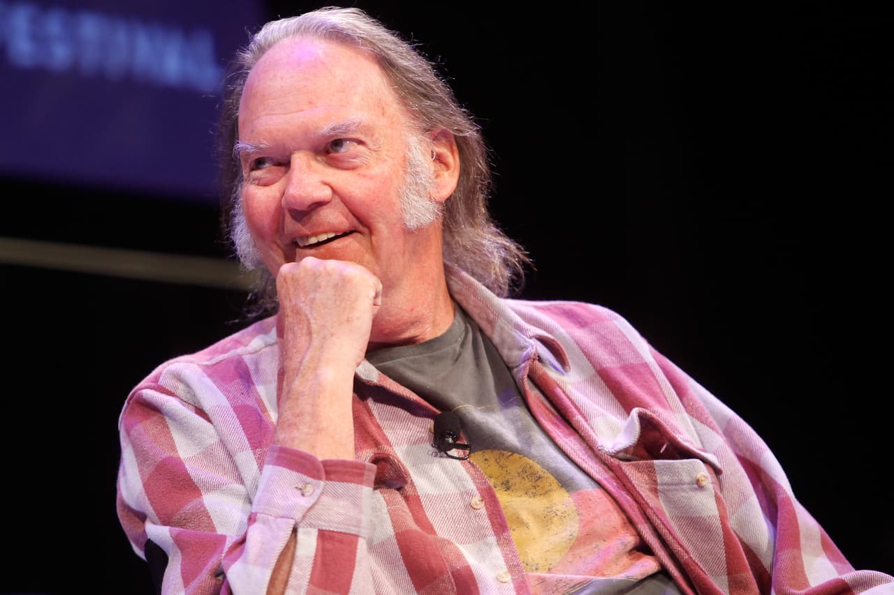 HAPPY BIRTHDAY, NEIL YOUNG!!!