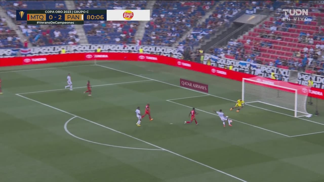 ¡Siguen apedreando la puerta isleña! Murillo se quedó cerca del doblete