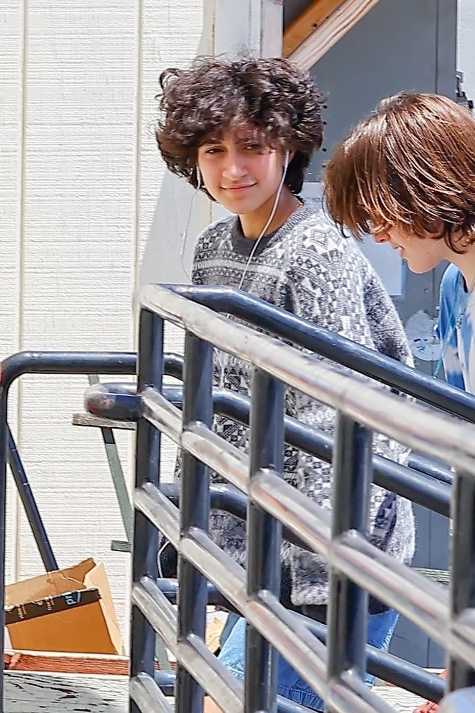 Tal parece que Emme heredó de su padre el cabello rizado. Marc Anthony llevó la melena larga en una etapa de su carrera y sus ondas se veían bien definidas, como en esta foto en la que aparece la única hija de JLo.