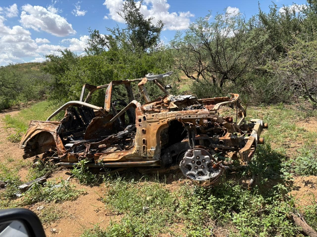Este sitio se encuentra en 
<b>rutas desérticas en los límites entre Sonora y Arizona</b>, como las que se ubican en municipios como Altar, Pitiquito, Caborca, El Sáric y otros.