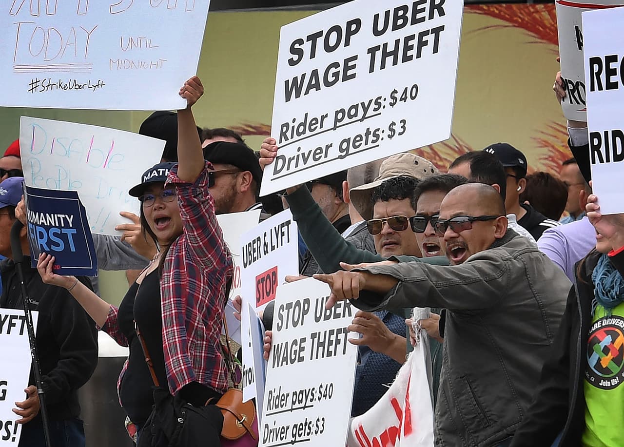 Uber logra un importante respaldo a la iniciativa para declarar contratistas a sus  choferes en California