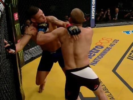 John Lauzon noqueó a Diego Sánchez; Gegard Mousasi a Thiago Silva y Jim Miller a Takanori Gomi