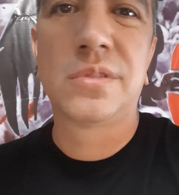 Tras lo dicho por la ahora actriz porno de 44 años, Farjeat fue buscado por ese mismo show para conocer su postura. 
<br>
<br>