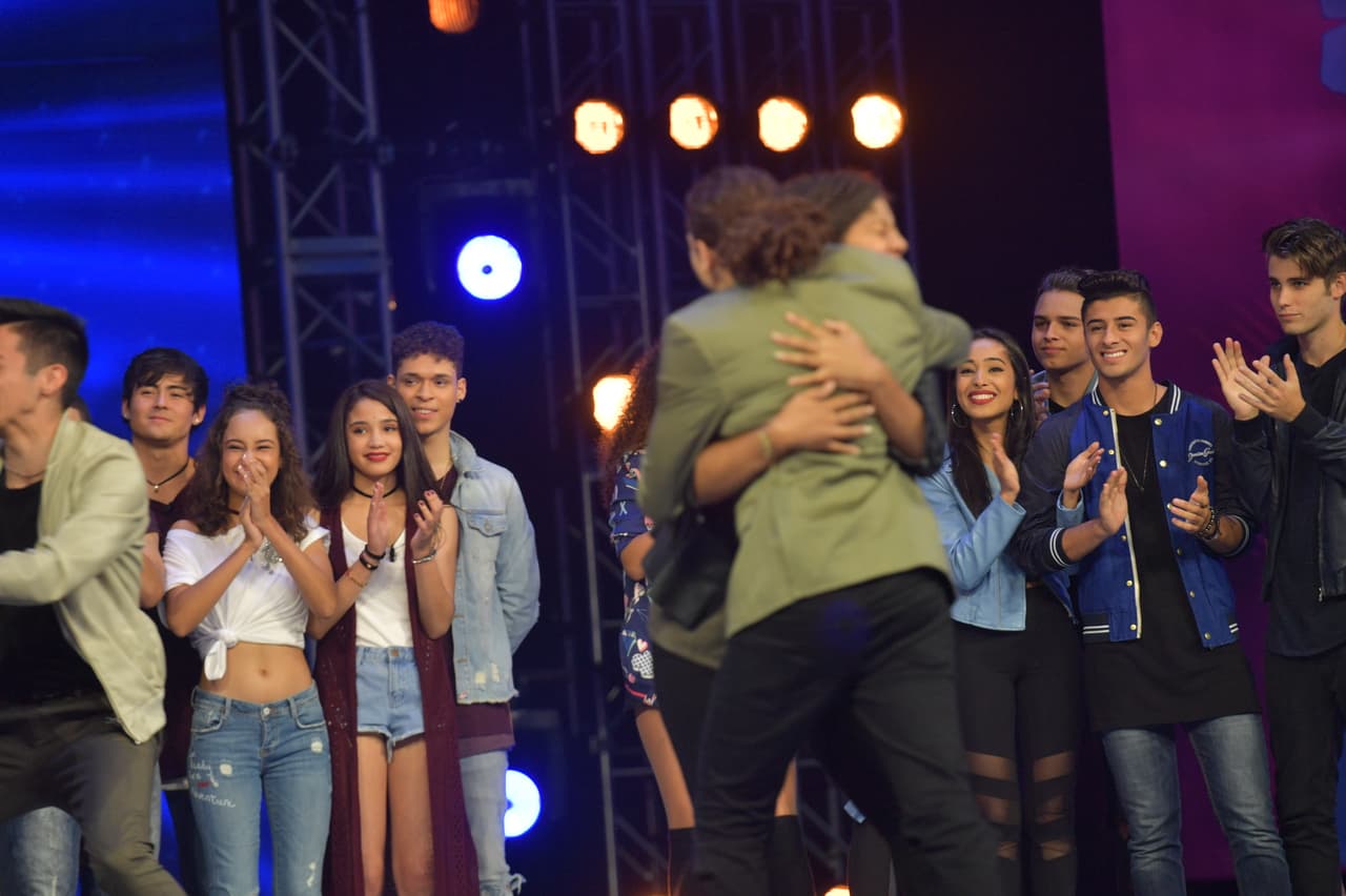 Niveles fue la banda favorita , por supuesto celebraron con mucho entusiasmo.