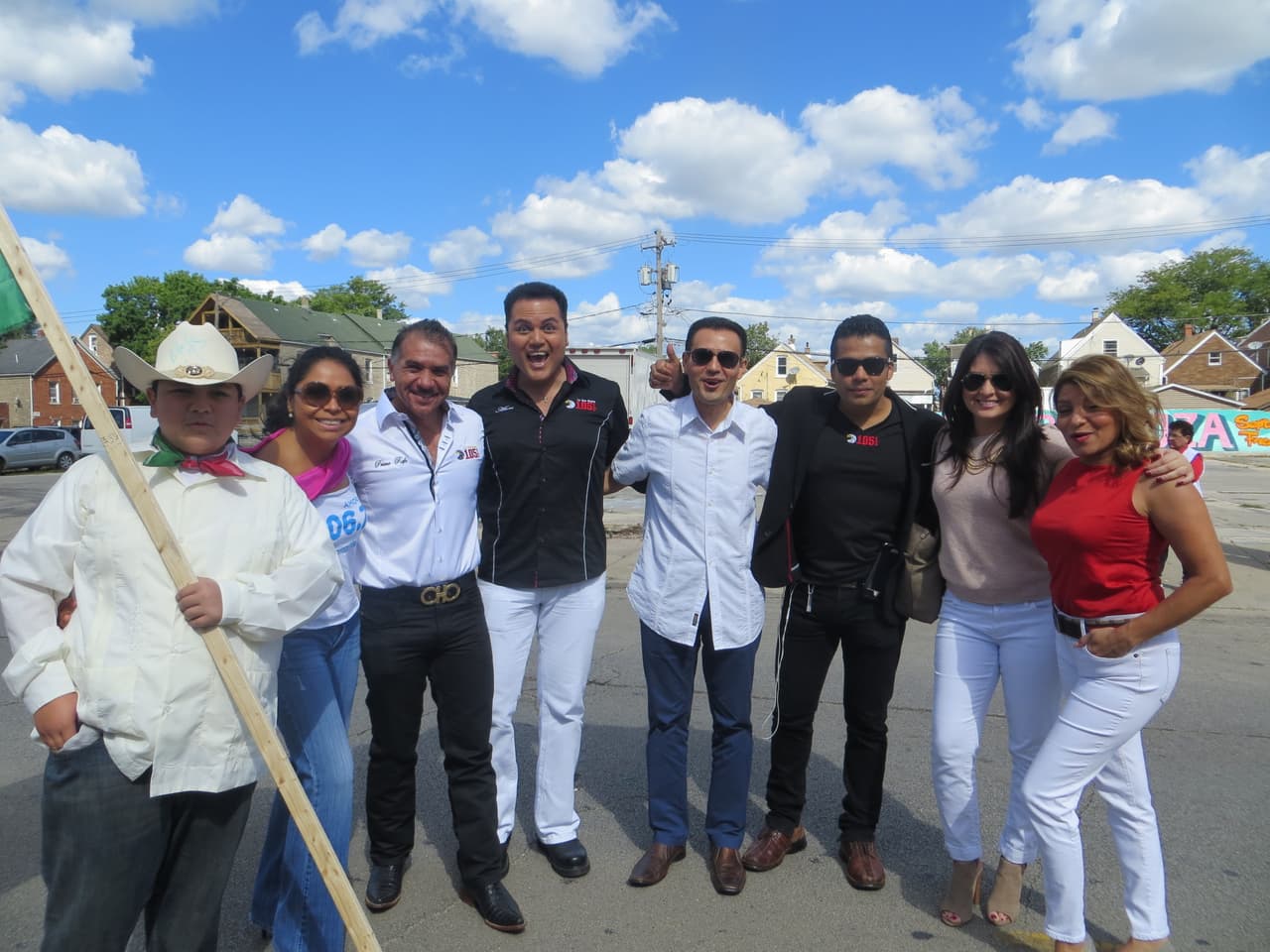 Talento de Univision dijo presente en este tradicional Desfile de La Villita de la Calle 26, donde vivimos con mucho orgullo las fiestas Patrias. ¡Viva México!