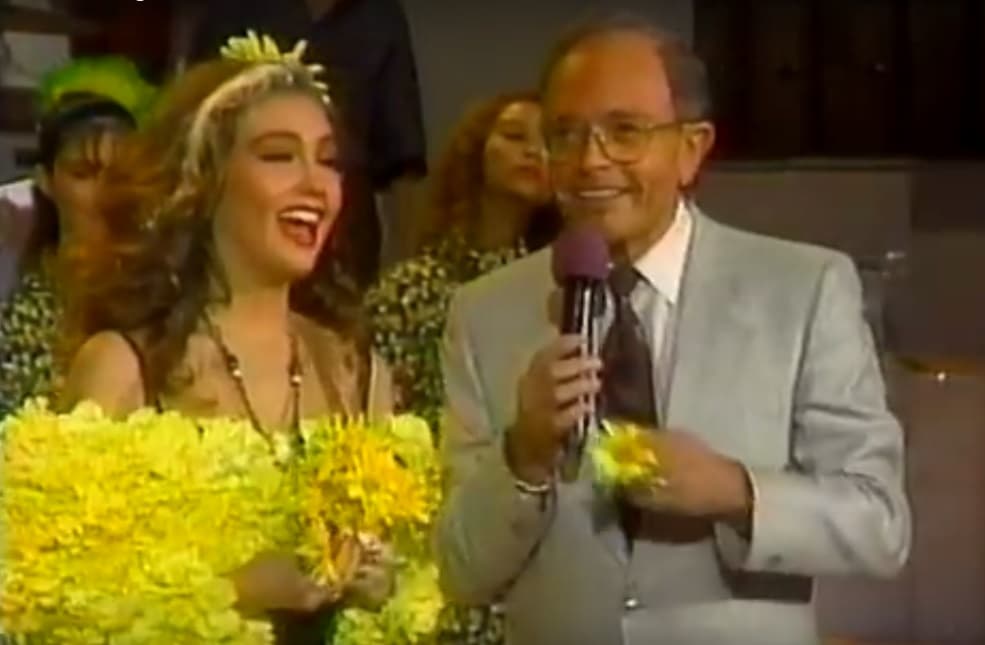 Thalía disfrutaba las mieles de la fama como solista, pero fue el comunicador quien le comentó: “Qué bueno que ya te visten bien y fresca, no toda ‘corrientota’ como la primera vez que viniste”. Algunos fans aún recuerdan con gracia este momento. 
<br>