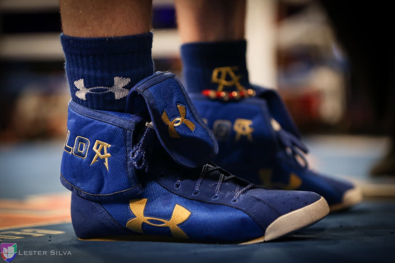 Te acercamos a los golpes que se dieron Saúl 'Canelo' Álvarez en contra de Julio César Chávez Jr., imágenes que te harán sentir en el ring.