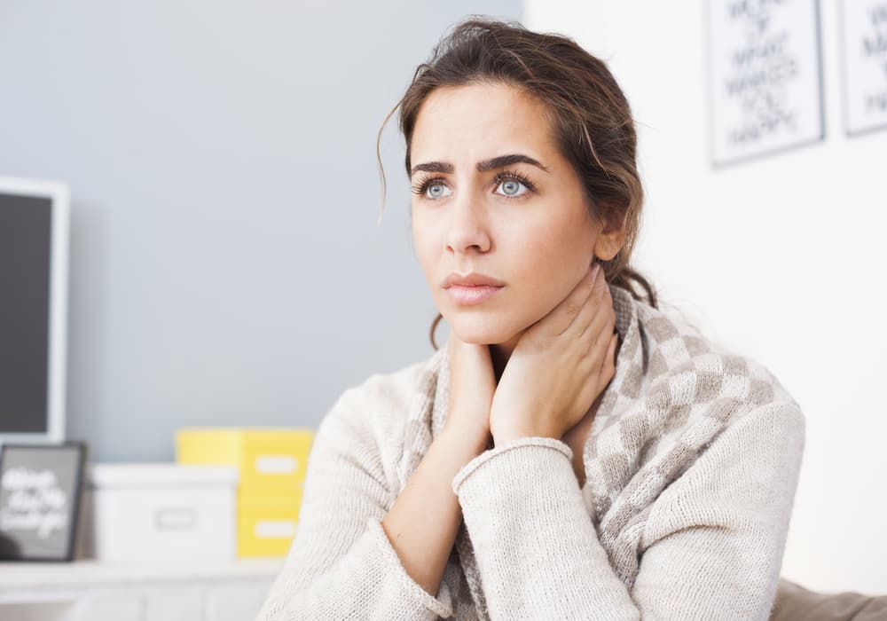 <b><u>Salud</u></b>
<br>Recuerda que tu punto álgido siempre es la zona del cuello y la garganta, por tanto la tiroides, las cuerdas vocales, la faringe y laringe y los músculos del cuello y vértebras cervicales. De ahí que siempre debes tomar especial cuidado en esa parte del cuerpo no forzando tu voz cuando te sientas afónico y atendiendo cualquier infección de la garganta a tiempo. Por otra parte, durante la primera etapa del año si te sientes con malestares difusos en el cuerpo revisa los pies porque en esos órganos puede estar la respuesta.
<br>