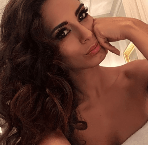 Según las publicaciones de Raffaella Modugno en Instagram, la modelo se encuentra en Italia y pasó la Semana Santa con unos amigos en Roma.