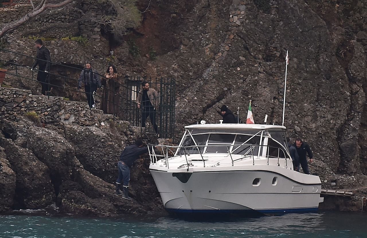 Natalia acompañó a Maluma y sus padres en sus vacaciones por Italia, a donde el artista llegó la semana pasada para, entre otras cosas, modelar para Dolce & Gabbana.