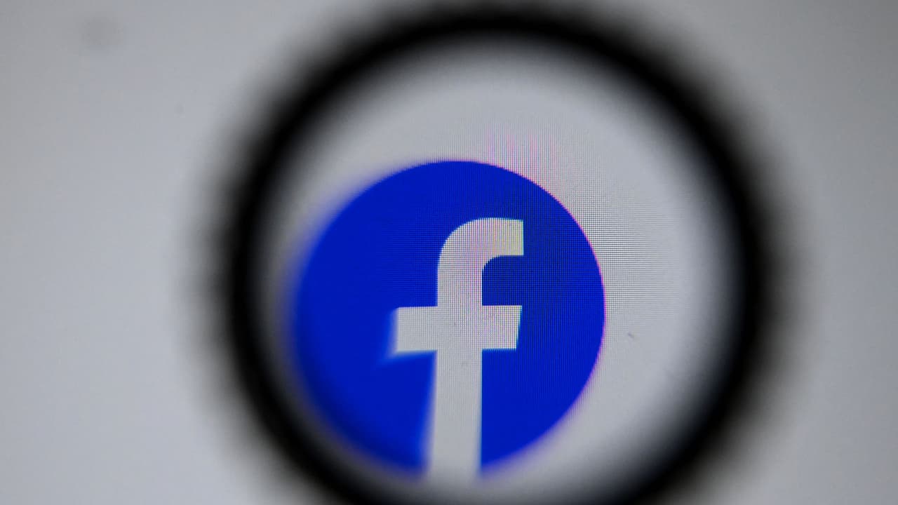 Mujer cuenta cómo varios hombres "la violaron" al entrar por primera vez en la realidad virtual de Metaverso