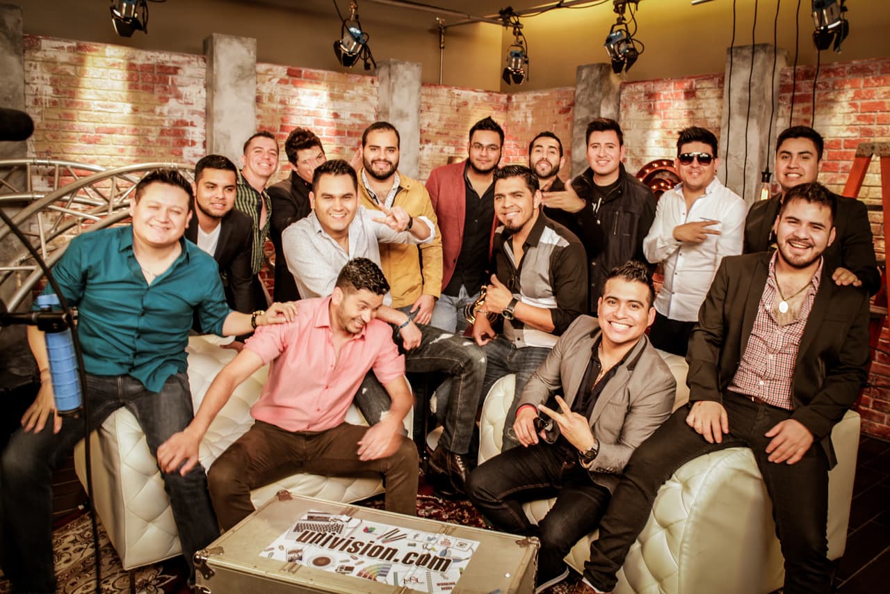 Los Recoditos llegaron armaron escándalo.