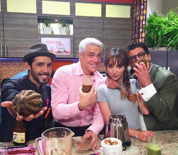 El chef Yogui nos preparó unos jugos súper nutritivos. Las bebidas ayudan a depurar la sangre de personas con cáncer.