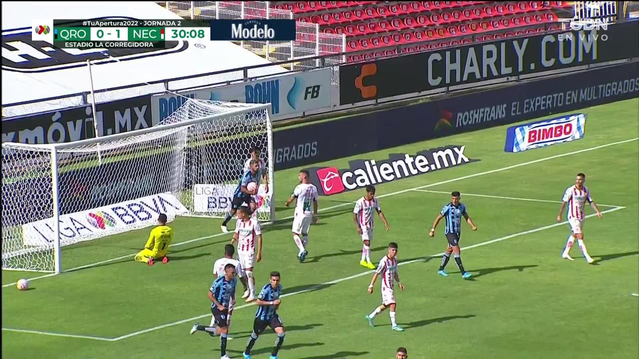 ¡AUTOGOL! de Milton Giménez para Querétaro.