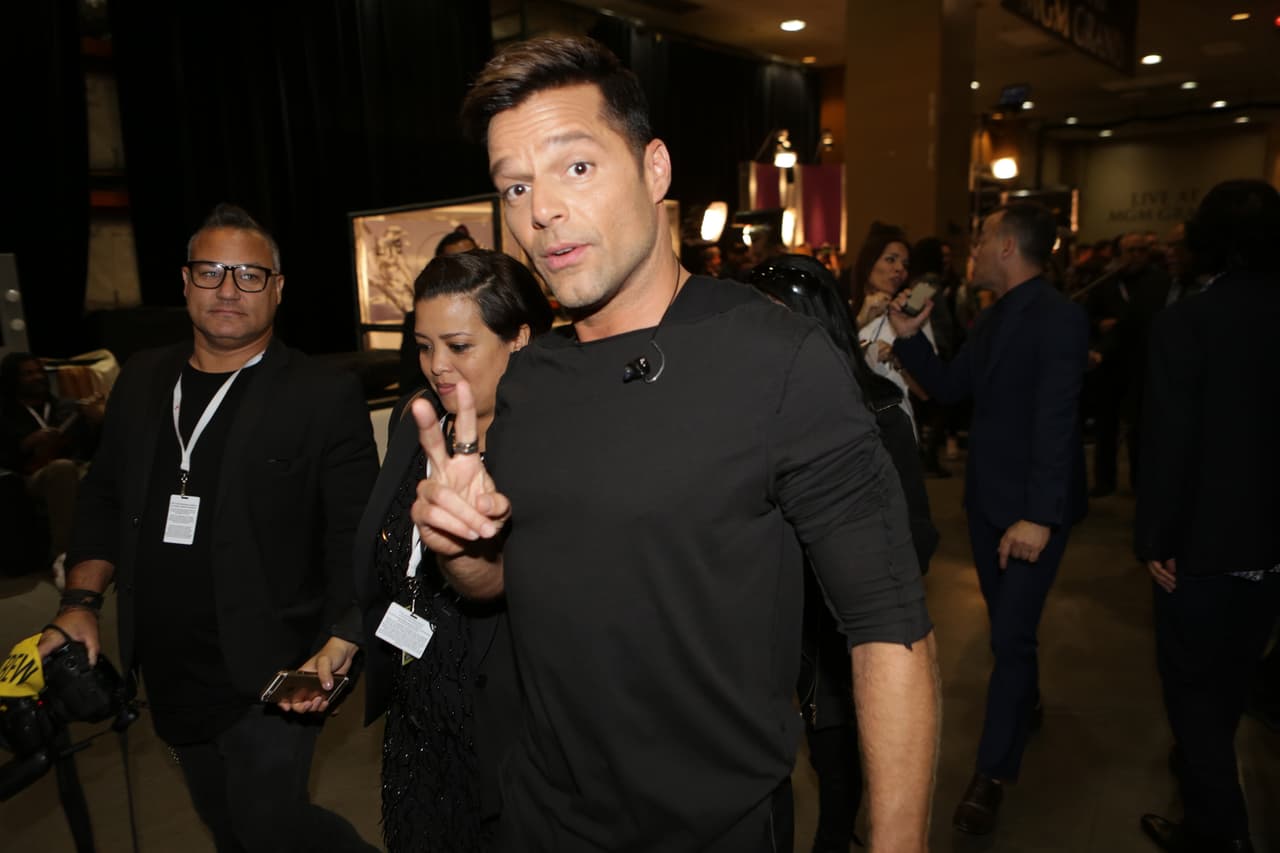 Ni Ricky se pudo escapar de nuestro lente chismoso. ¿Qué tal?