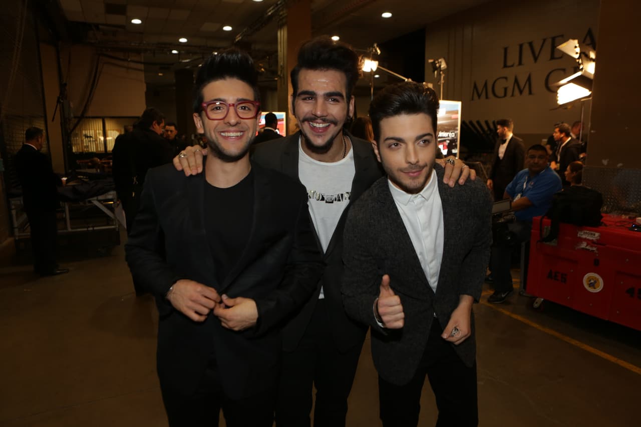 Te llevamos detrás de cámaras de esta entrega quee estuvo espectacular. Selfies, momentos in fraganti y hasta lo que no te imaginas.