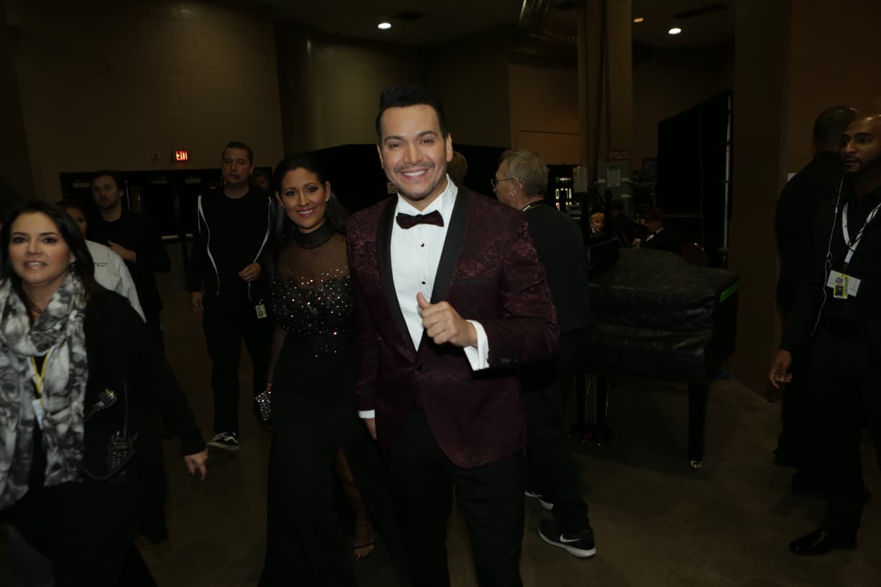 Te llevamos detrás de cámaras de esta entrega quee estuvo espectacular. Selfies, momentos in fraganti y hasta lo que no te imaginas.