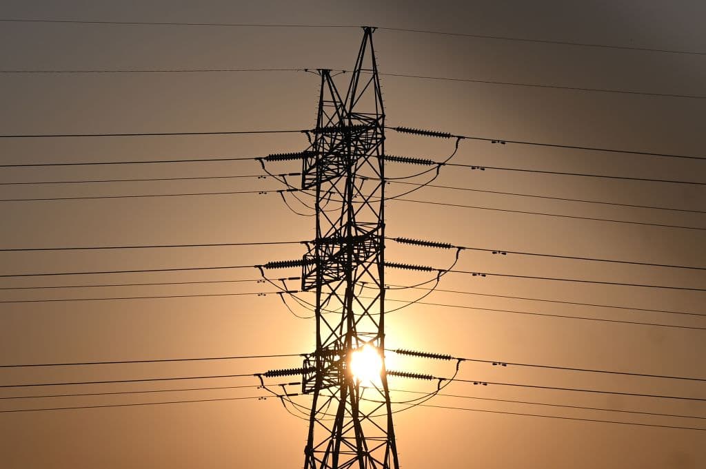 <b>Duke Energy, </b>que distribuye electricidad a más de 7 millones de hogares, 
<b>ofrece planes de pagos flexibles </b>para quienes aún no puedan cancelar sus facturas vencidas. Los intereses o recargos por pagos atrasados serán exonerados hasta nuevo aviso. 
<a href="https://es-us-da2b3c39fd08f8447.getsmartling.com/" target="_blank">Aquí puede ver más información en español.</a>