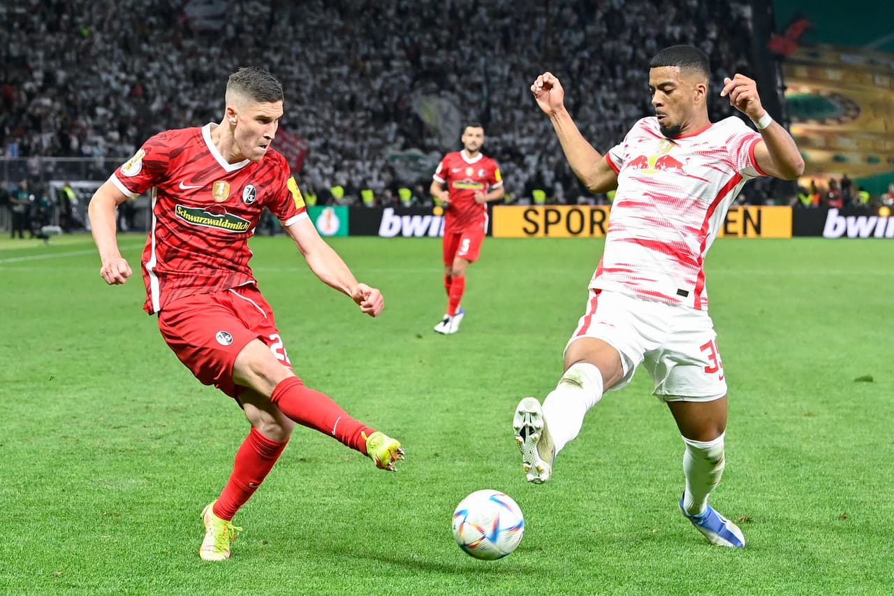 Al Final llegaron los penales y ahí fu el Red Bull quien se alzó con el triunfo por 2-4. Echando abajo las ilusiones del Freiburg.