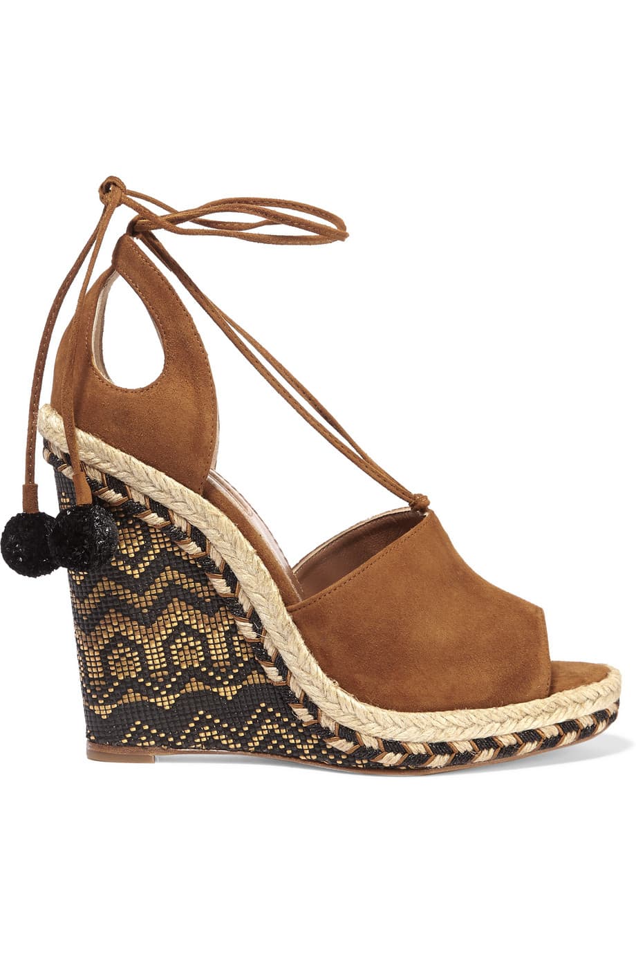 Para las más jóvenes, amantes de los estilos étnicos y de las suelas de plataforma, unas sandalias como estas de AQUAZZURA, serán seguro la mejor sorpresa del día.